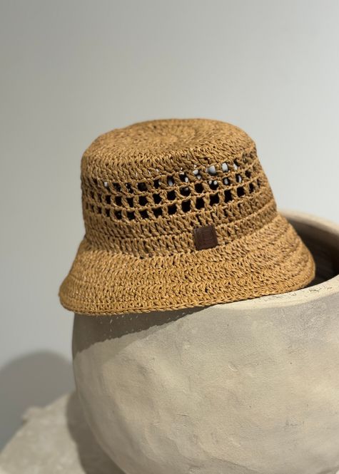 Hovedbilde CAMILLA PIHL - Tessa Hatt ...