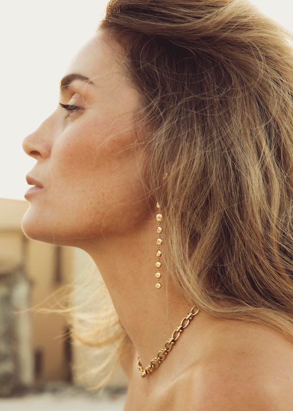 CAMILLA PIHL - The Long Pebble Øredobber Gold