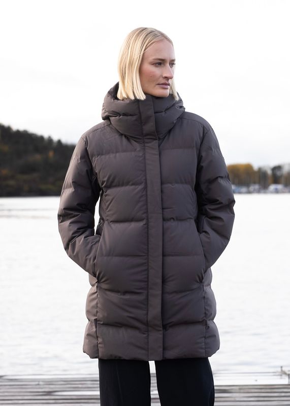 SCANDINAVIAN EDITION - W Noon II Dunparka Amber