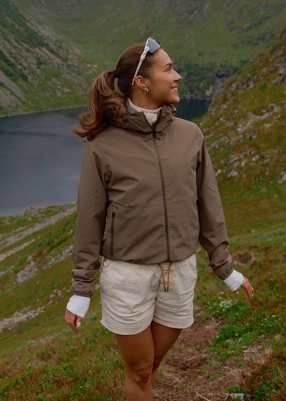 SCANDINAVIAN EDITION - W Veil II Jakke Cedar