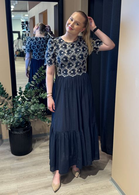 Hovedbilde BYTIMO - Broderie Anglaise ...